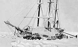 «Фрам» в дрейфующих льдах (март 1895г.)